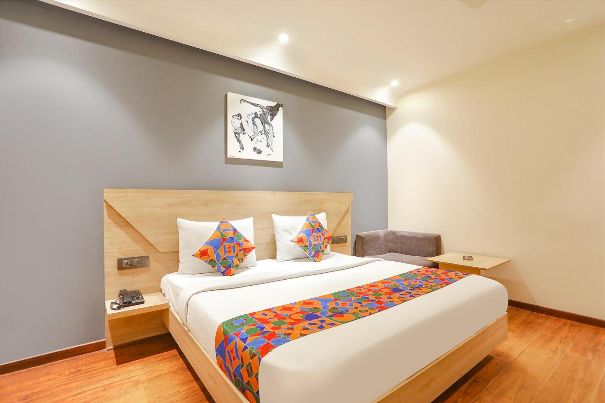 Fabhotel Jhs Studio Gurgaon Zewnętrze zdjęcie