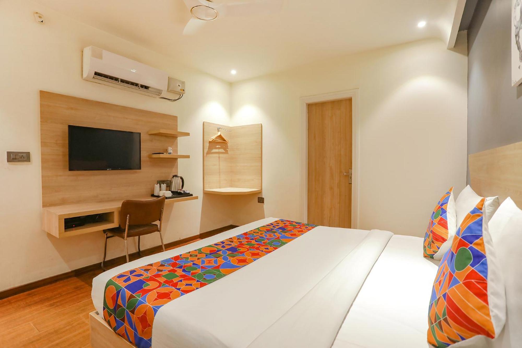 Fabhotel Jhs Studio Gurgaon Zewnętrze zdjęcie